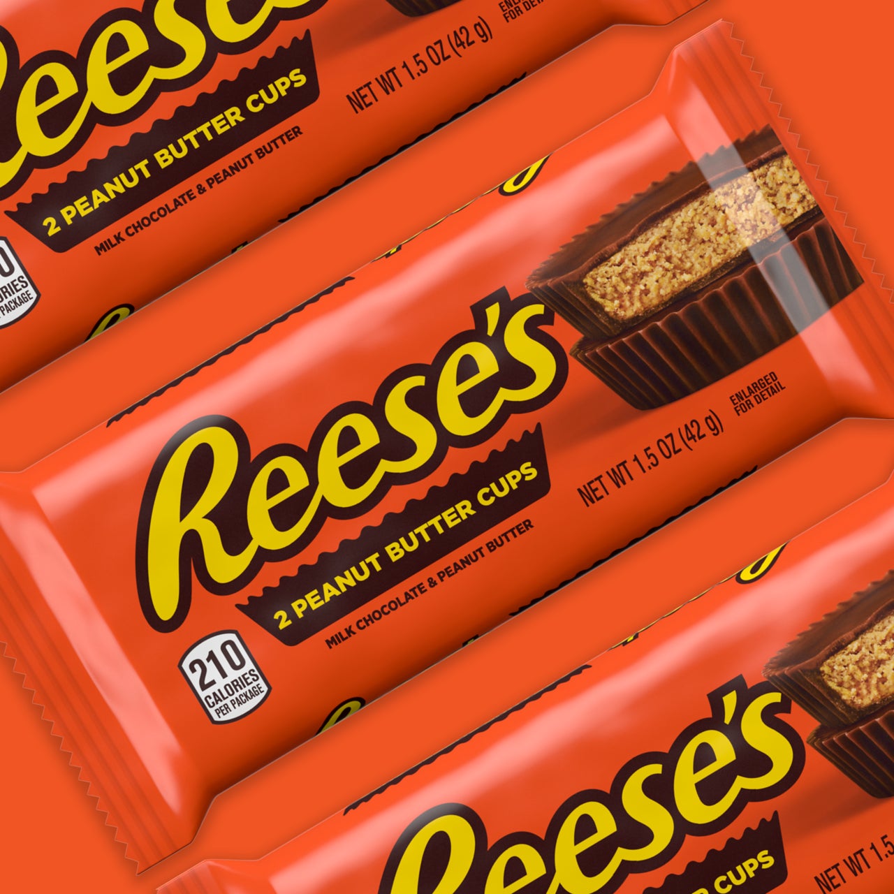 Foco num pacote de REESE'S cup